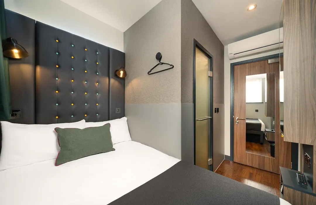 Point A Hotel London Waterloo-1